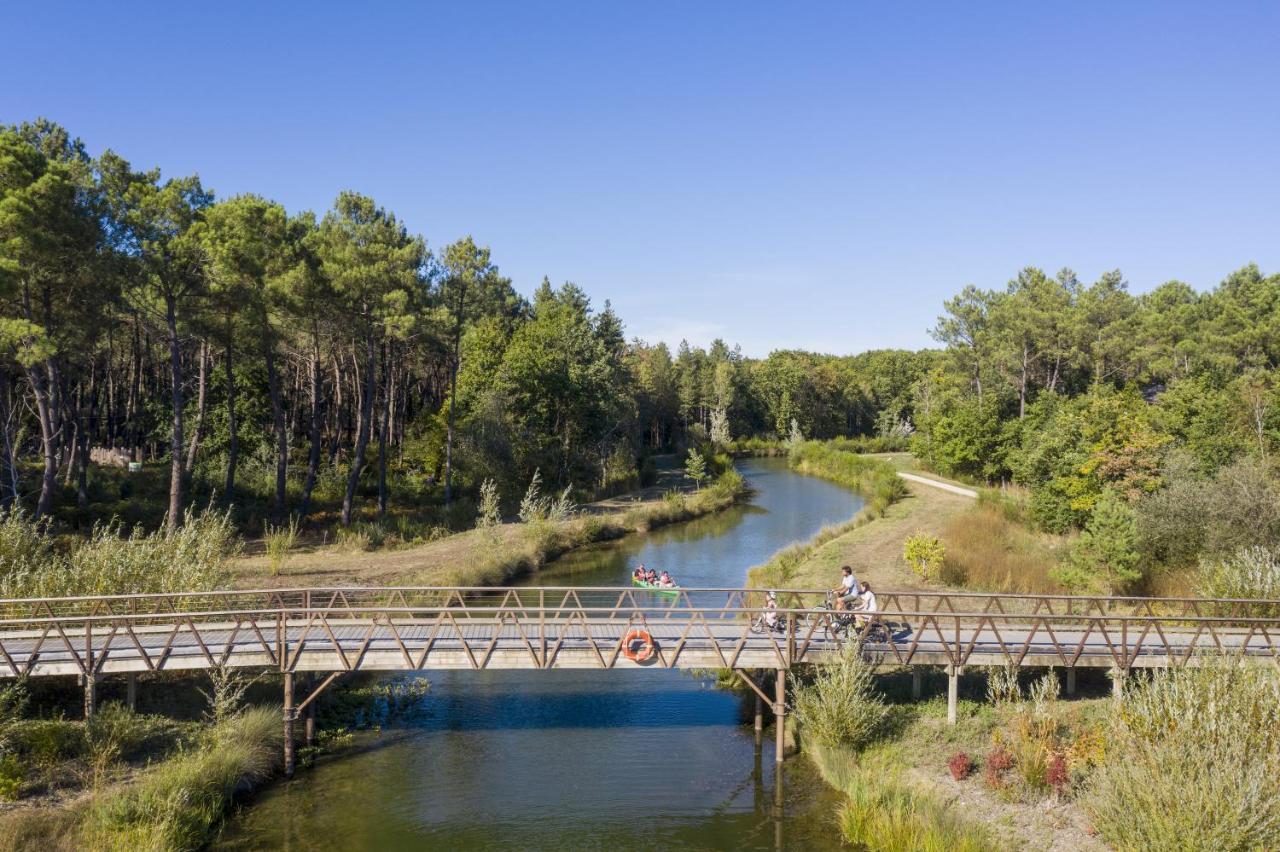 Center Parcs Le Bois Aux Daims Hotel Morton Exterior photo