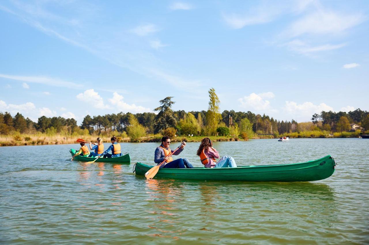 Center Parcs Le Bois Aux Daims Hotel Morton Exterior photo