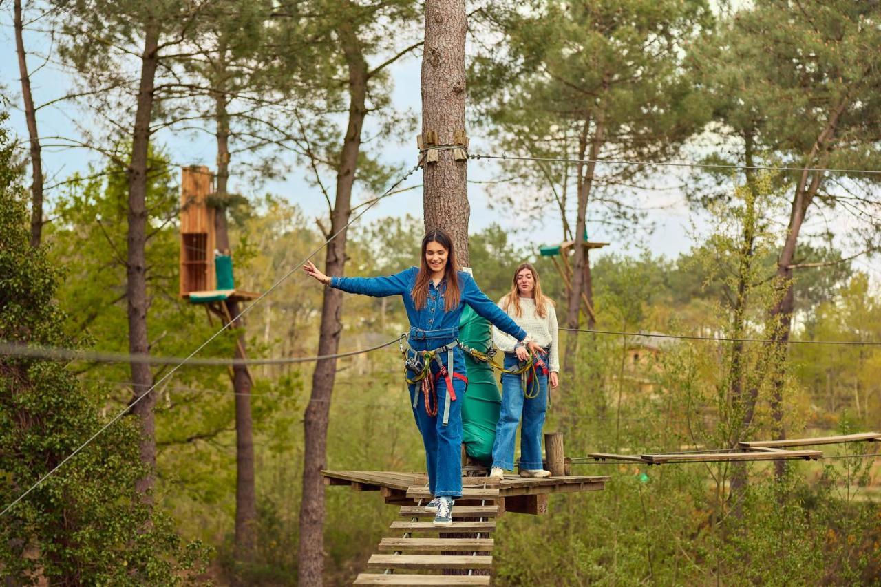 Center Parcs Le Bois Aux Daims Hotel Morton Exterior photo
