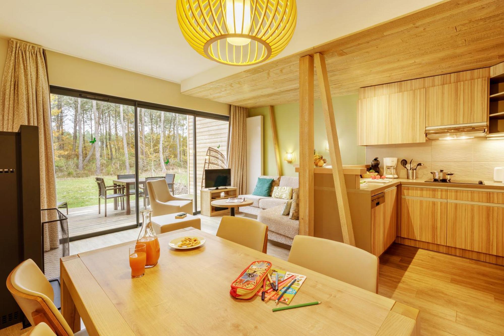 Center Parcs Le Bois Aux Daims Hotel Morton Exterior photo